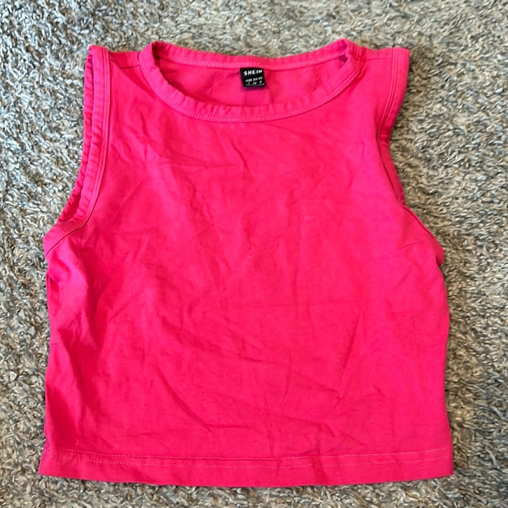 summer tank! bright pink not too cropped